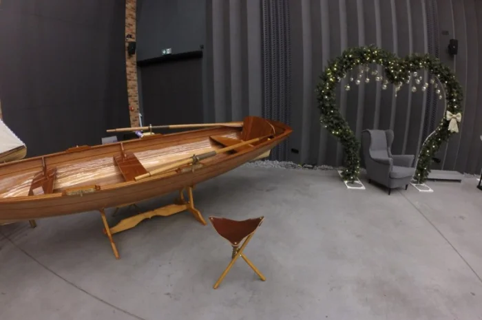 Премиум охотничий стул из древесины и кожи- фото № 9