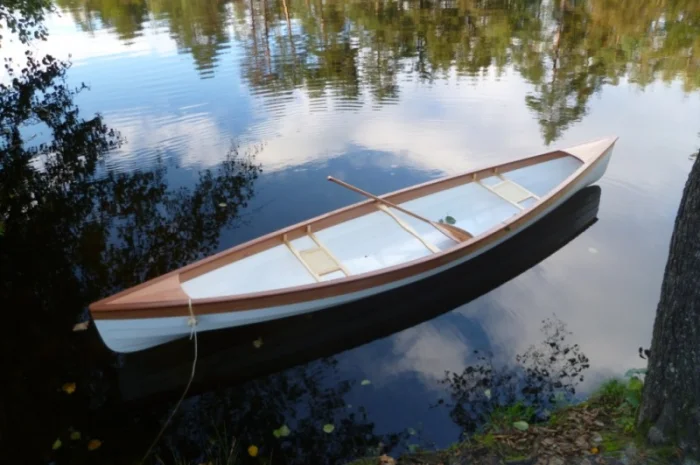Канадское каноэ для активного отдыха- фото № 1