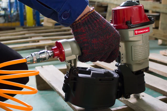 Гвоздезабивной пневмопистолет Rongpeng MCN80 для гвоздей 50-83 мм- фото № 6