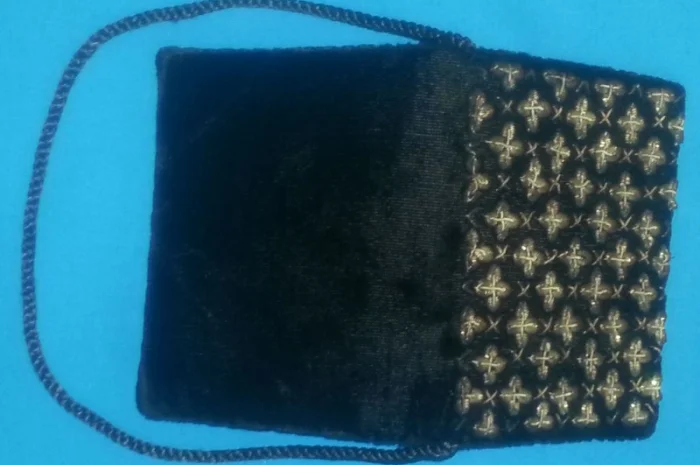 Элегантная женская сумочка с поясом- фото № 2