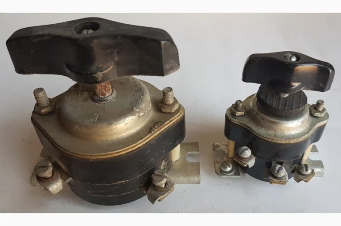 Приборы ПВ-3-16, ПНВ -30 У3, ПН-2-У3, розетка наружная, Разъем кабельный- фото № 1