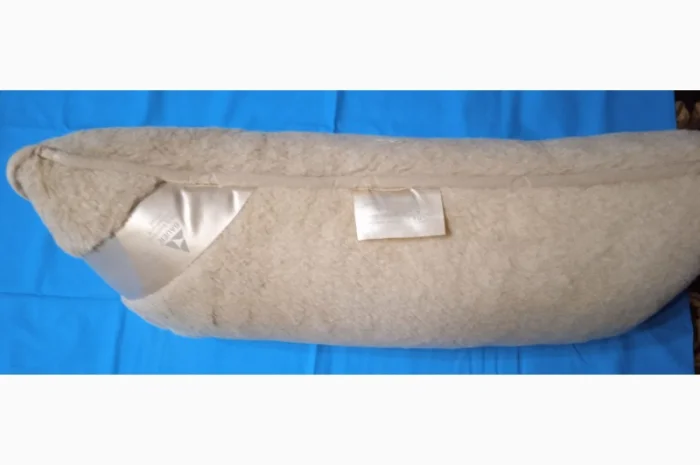 Подушка с овечьей шерстью от компании Bauer- фото № 2