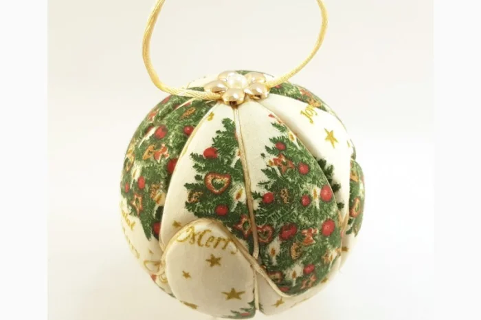 Новогодняя игрушка ручной работы Кимекоми – шар 10 см в продаже- фото № 4