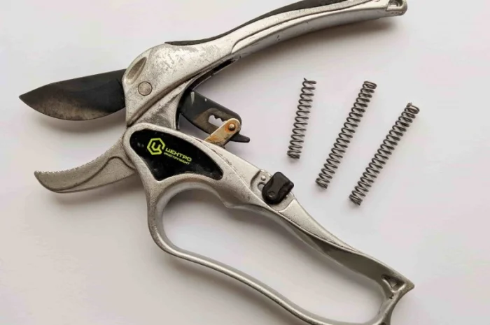 Пружина для секатора Центроинструмент 0233 с храповым механизмом- фото № 2