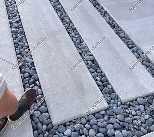 Форма для бетонной садовой дорожки 121х33 см- фото № 17