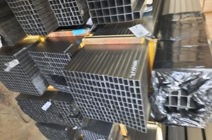 Труба профильная- фото № 1