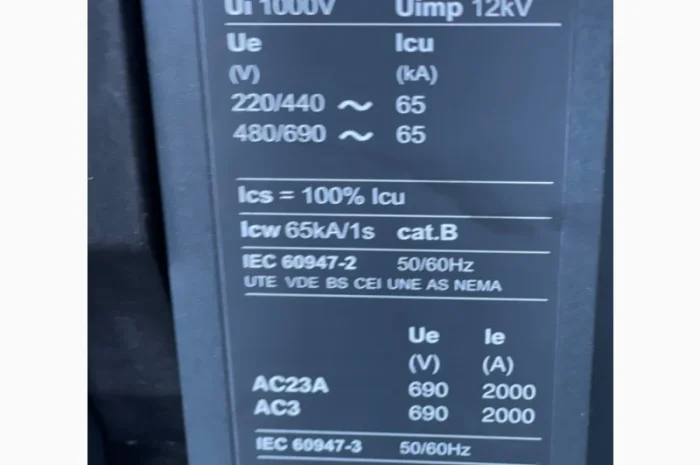 Продажа автоматических выключателей masterpact NW20 H1 2000A- фото № 1