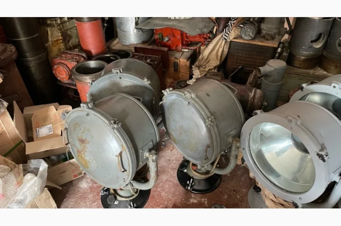 Прожектор судовий ПЗС-35М- фото № 2