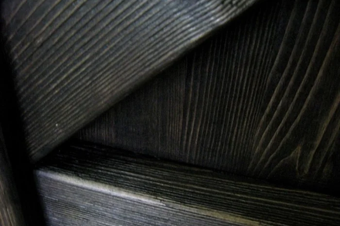 Браширование древесины, доски. Состаренное дерево. Старение древесины- фото № 5