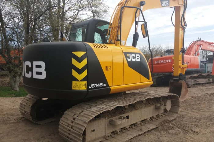 Гусеничний екскаватор JCB JS145LC 2011 року випуску- фото № 1