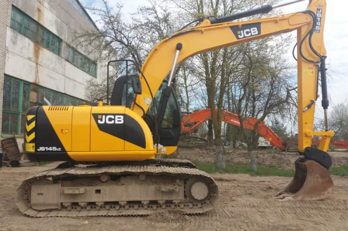 Гусеничний екскаватор JCB JS145LC 2011 року випуску- фото № 3
