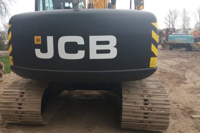 Гусеничний екскаватор JCB JS145LC 2011 року випуску- фото № 4
