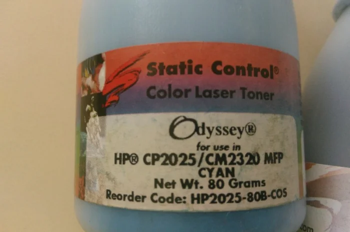 Тонер hp clj cp2025/ cm2320mfp (cyan 80г) scc hp2025-80b-cos- фото № 5