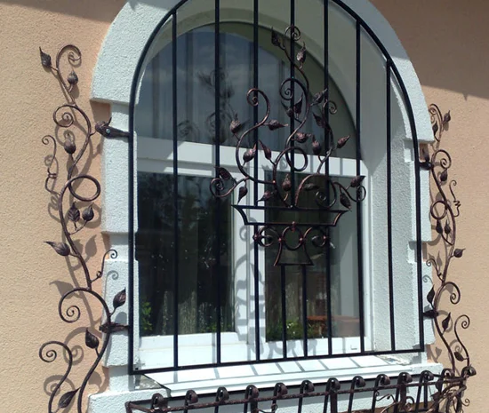 Металлические решётки на окна в Киеве- фото № 3