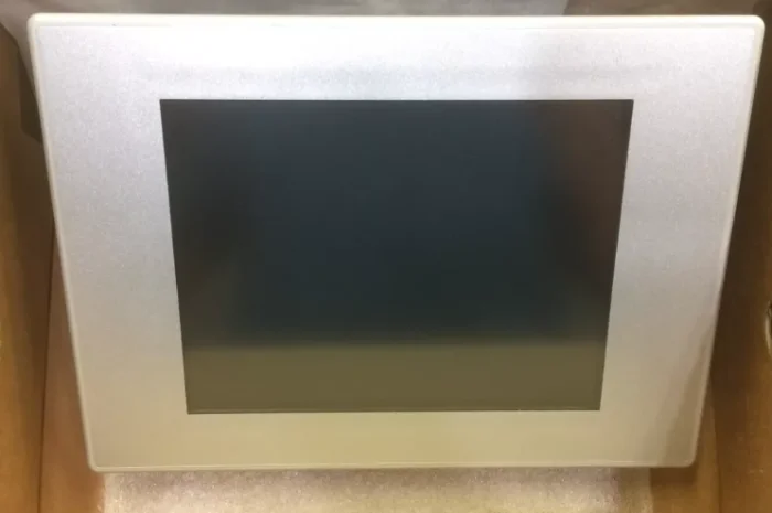 Пропозиція Промислових Комп'ютерів та Панелей Оператора LENZE- фото № 1