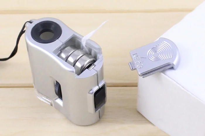 Карманный микроскоп MG 9592 60X с LED и ультрафиолетовой подсветкой- фото № 2