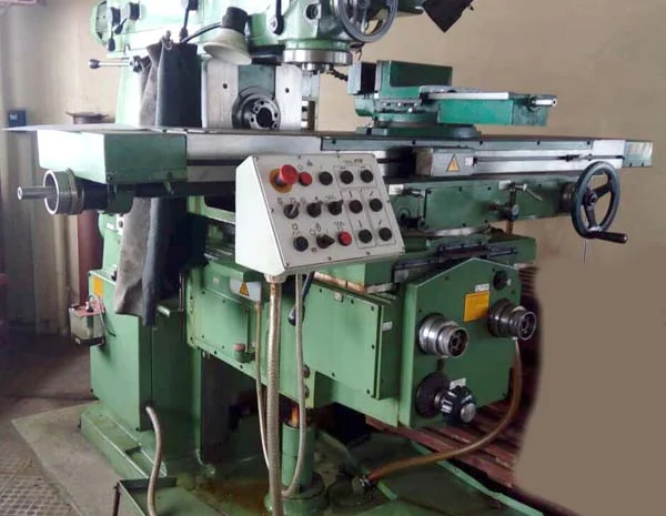 Станок консольно-фрезерный 6Т83Ш широкоуниверсальный в продаже- фото № 1