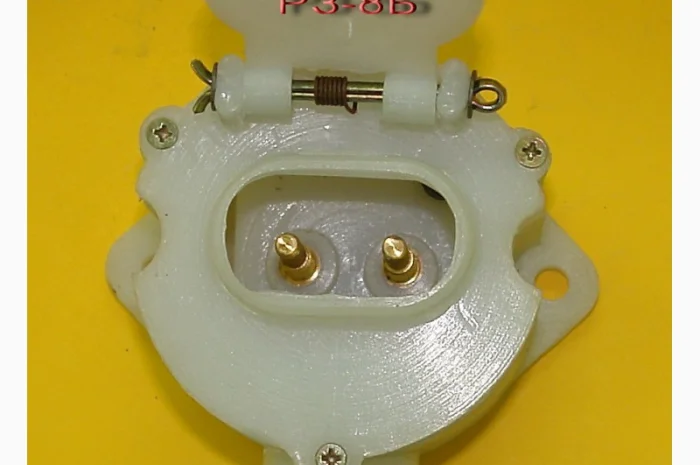 Розетка РЗ-8Б- фото № 1