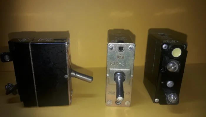 Автомат защиты АЗС-10 и АЗС-25- фото № 1