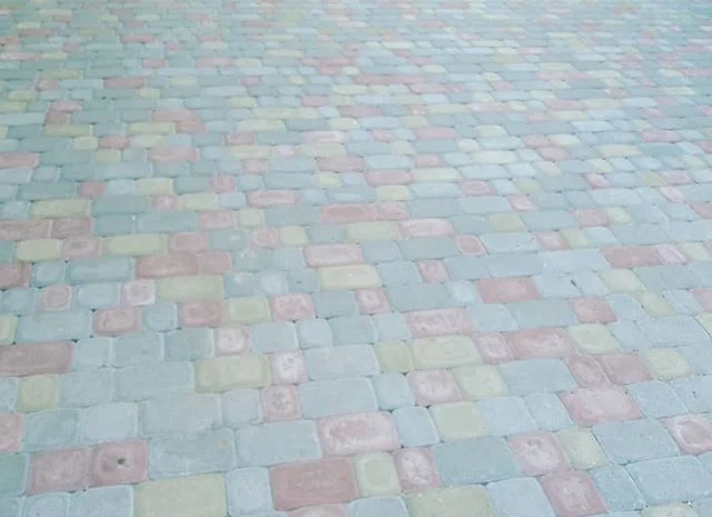 Укладка тротуарной плитки по доступной цене- фото № 3