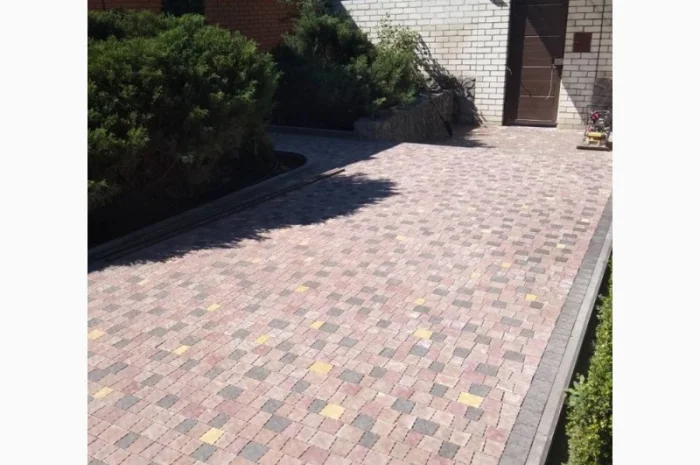 Укладка тротуарной плитки в Харькове- фото № 4