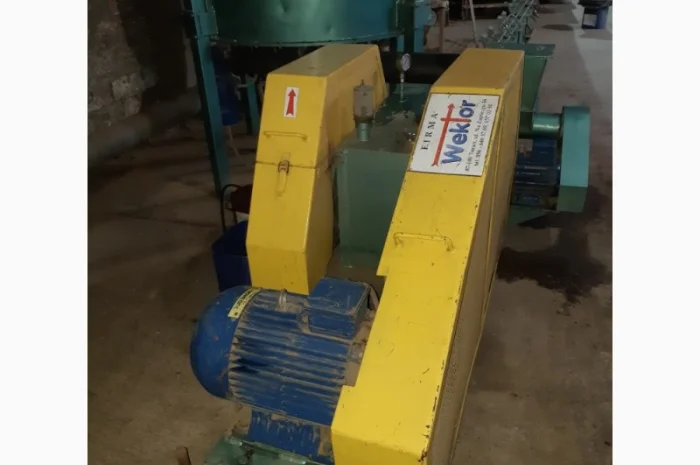 Лінія брикетування соломи Wektor BT60 з продуктивністю до 1200 кг/год- фото № 4