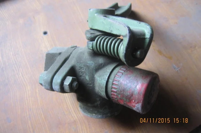 Кран тормозной системы Knorr-Bremse- фото № 2