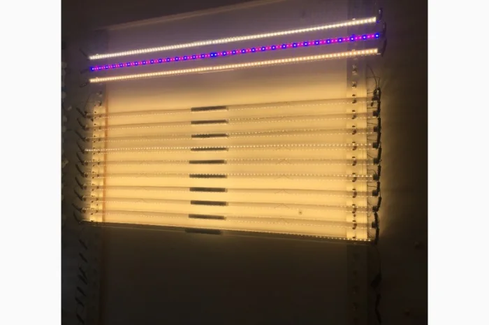 Светодиодная лампа 1200мм для сельхозпроизводства- фото № 1