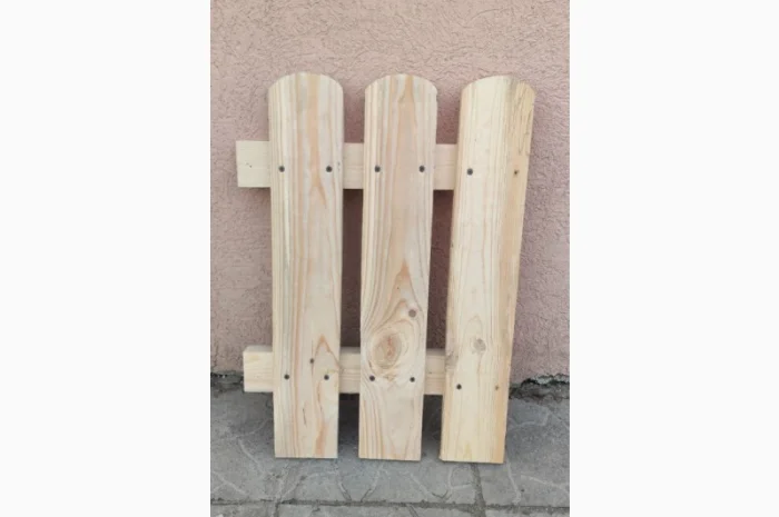 Забор, секция забору, огорожа, паркан- фото № 1