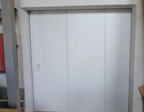 Изготовление, установка и ремонт ворот для складов, ангаров, цехов, паркингов- фото № 1