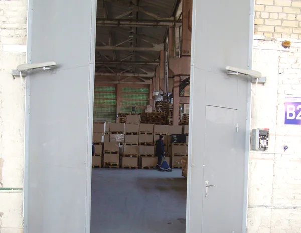 Изготовление, установка и ремонт ворот для складов, ангаров, цехов, паркингов- фото № 6