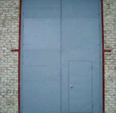 Изготовление, установка и ремонт ворот для складов, ангаров, цехов, паркингов- фото № 8