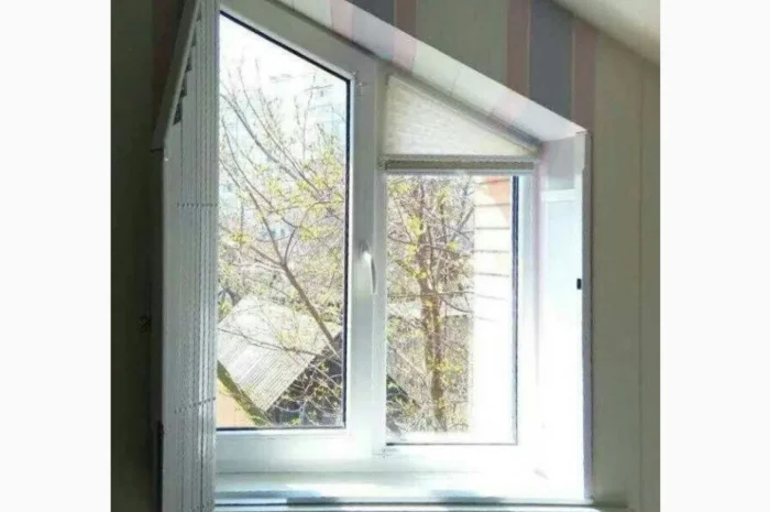 Раздвижные решетки Prof на скошенные окна- фото № 2