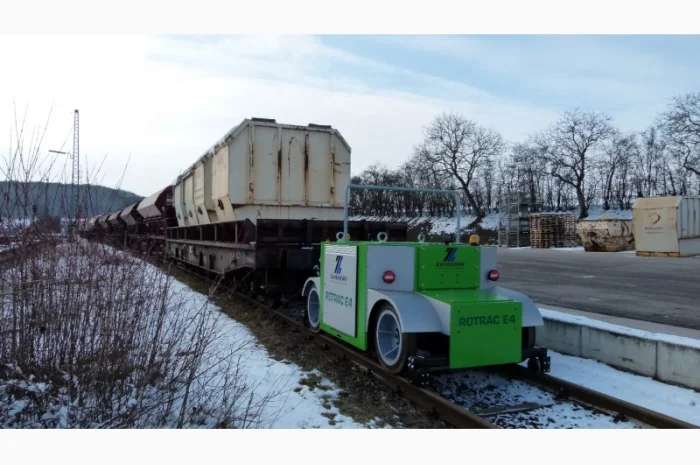 Дорожно-рельсовая техника - Rotrac E4- фото № 1