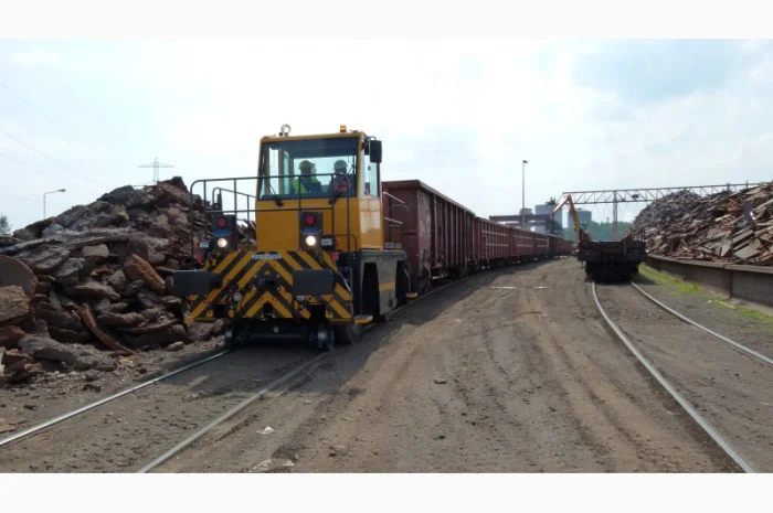 Маневровая техника Rotrac RR (NN) для тяжелых маневровых работ- фото № 2