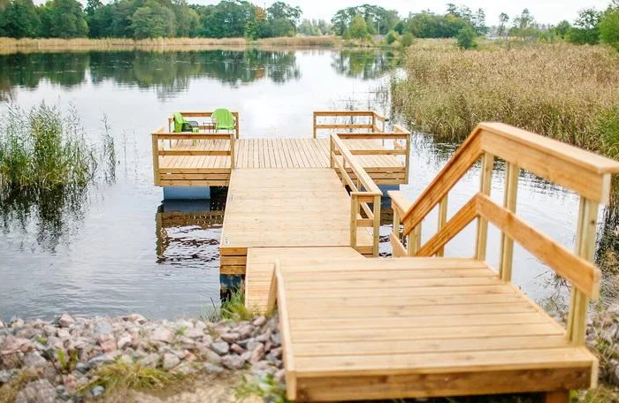 Водні понтони та причали для купання і риболовлі- фото № 2