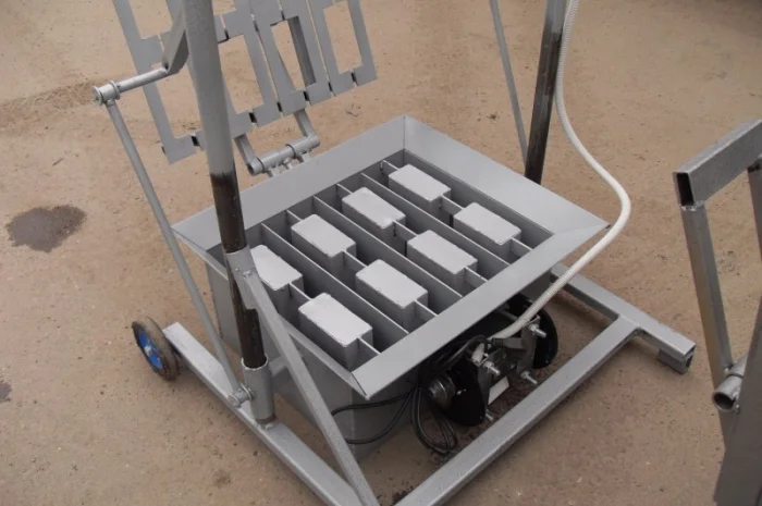 Станок для изготовления шлакоблоков «НВС-4»- фото № 1