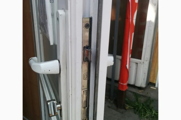 Фурнитура для дверей петли с94, окон, ролет Киев, продажа, ремонт- фото № 1