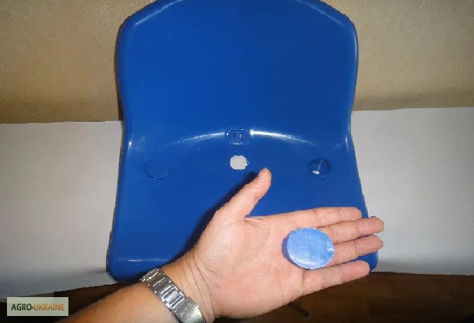 Сиденья для стадионов, спортивных площадок, трибун.- фото № 1