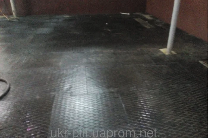 Резиновое напольное покрытие для ледовых стадионов- фото № 1