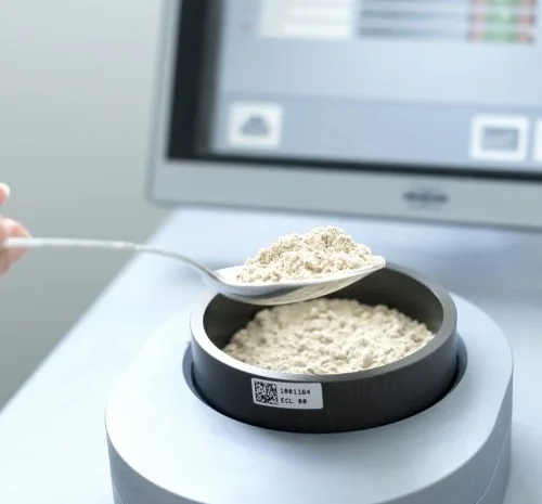 Продам заменитель без Сои для телят Литва Литамилк- фото № 1