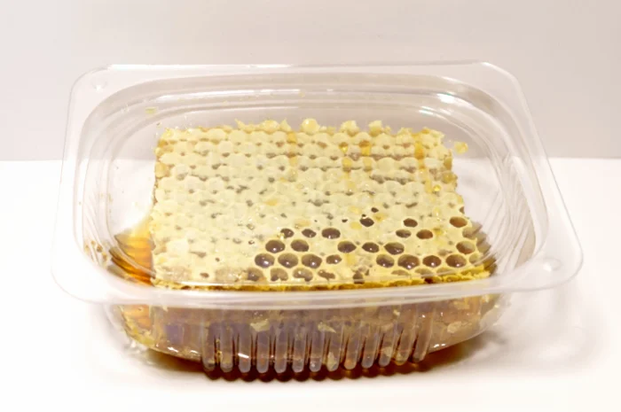 Продается сотовый мед в блистерах- фото № 1