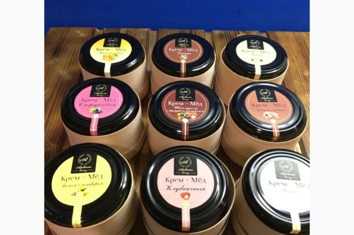 Жіночі подарункові набори з крем-медом- фото № 3