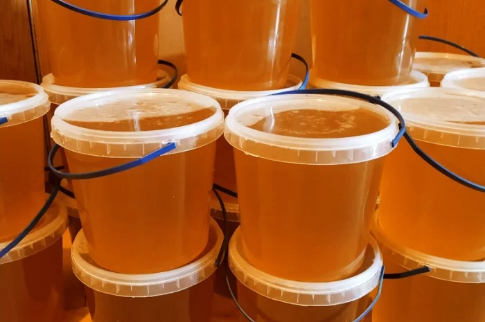 Продается натуральный мед из собственной пасеки- фото № 1