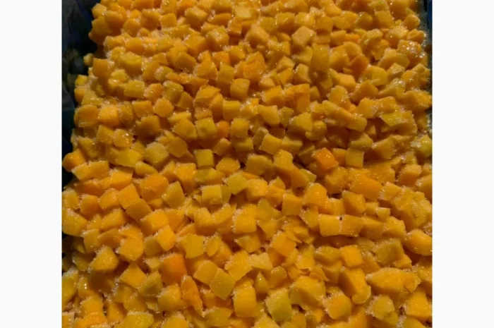 Продам заморожений персик кубик 10х10- фото № 1