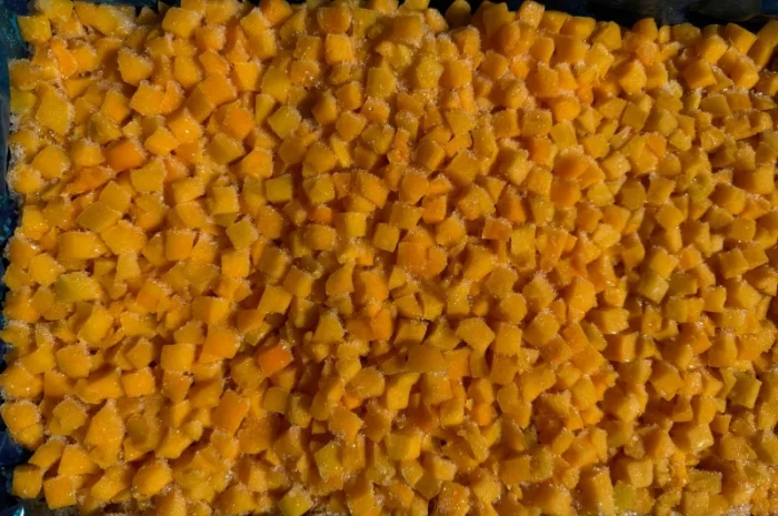 Продам заморожений персик кубик 10х10- фото № 2