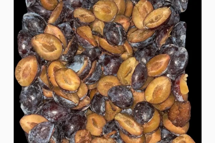 Пропонується заморожена слива без кісточки- фото № 1