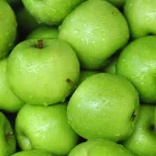 Закуповуємо яблука на сік та перебку крупним оптом від 10 тонн- фото № 1