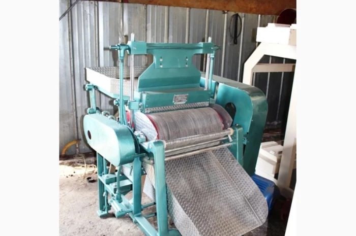 Косточковыбивная машина для удаления косточки с вишни, сливы- фото № 1