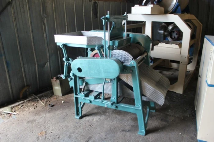 Косточковыбивная машина для удаления косточки с вишни, сливы- фото № 2